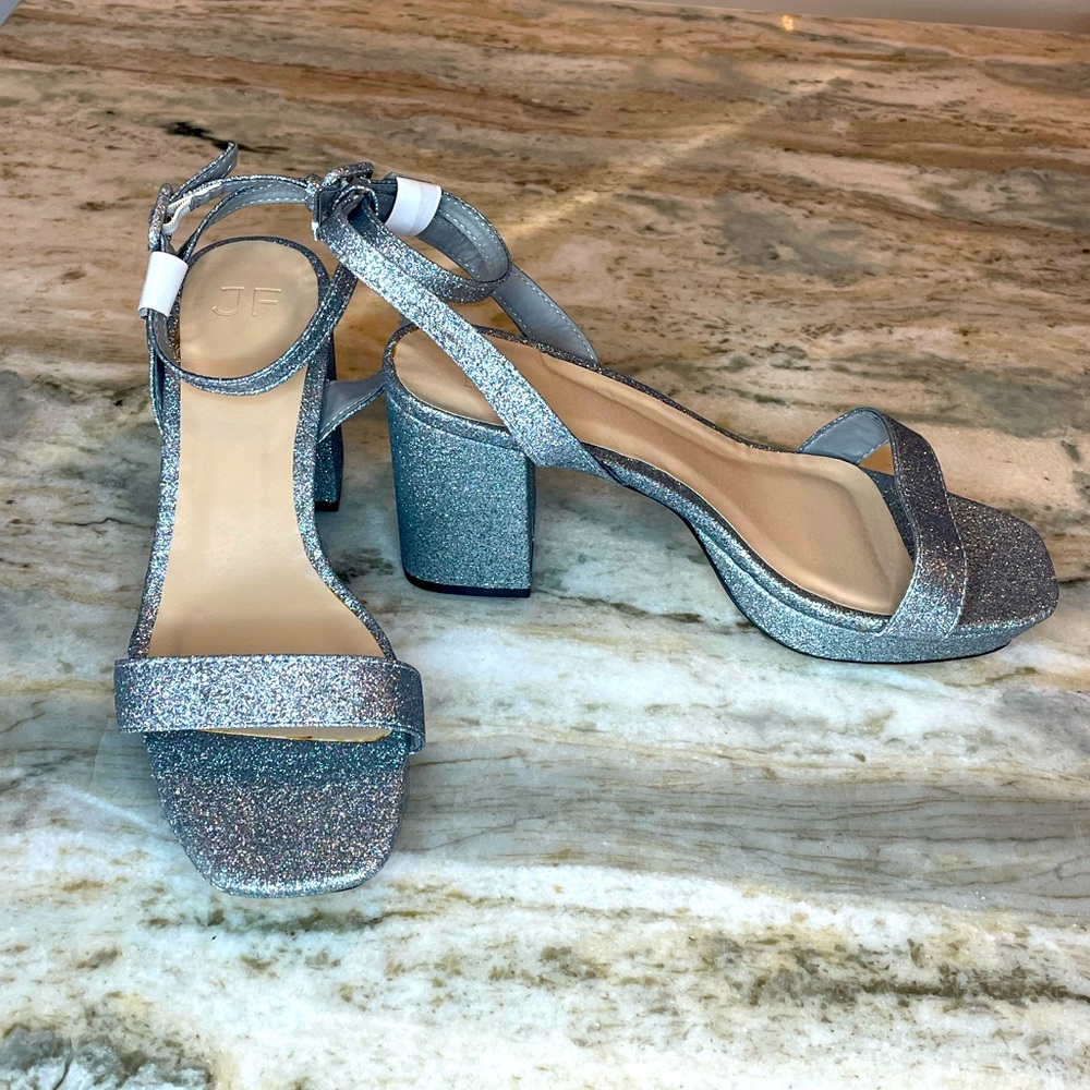 NEW JustFab Sparkly Silver Sandals